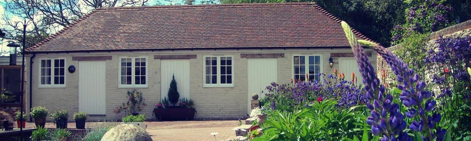 Cottage in the vicinity of Fontwell Park Racecourse.